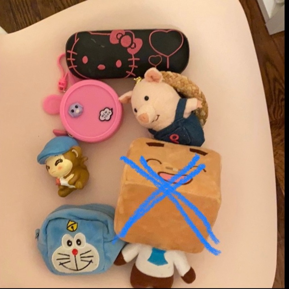 Bundle of kawaii decor, accessories
